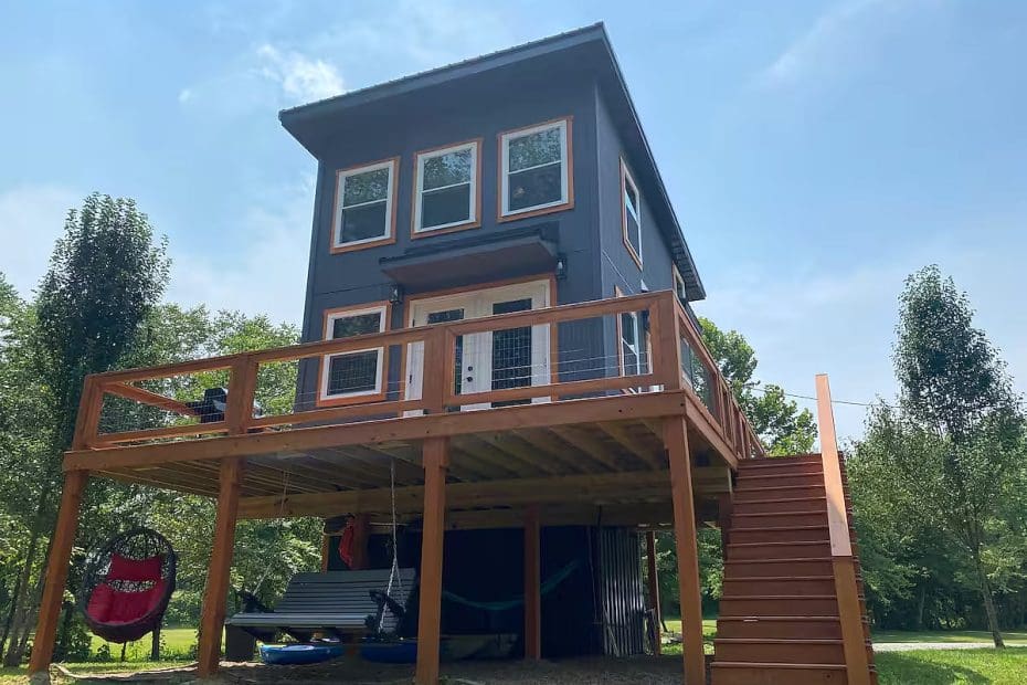 A Beautiful Creekside Tree Top Tiny House in Ohio