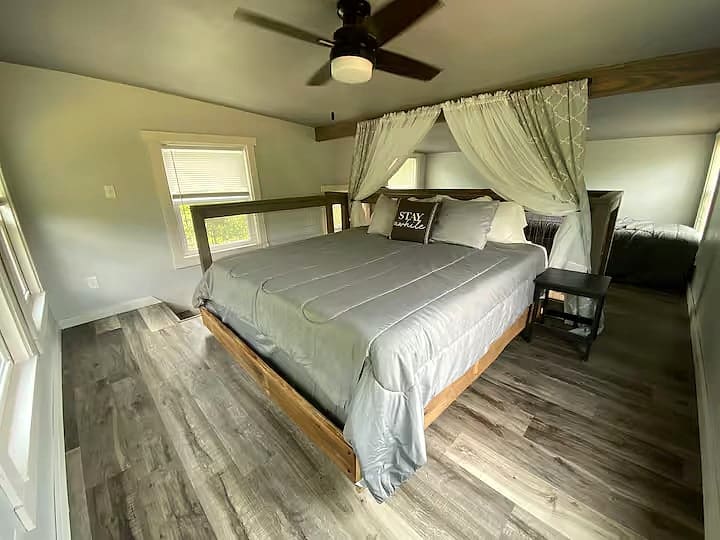 A Beautiful Creekside Tree Top Tiny House in Ohio