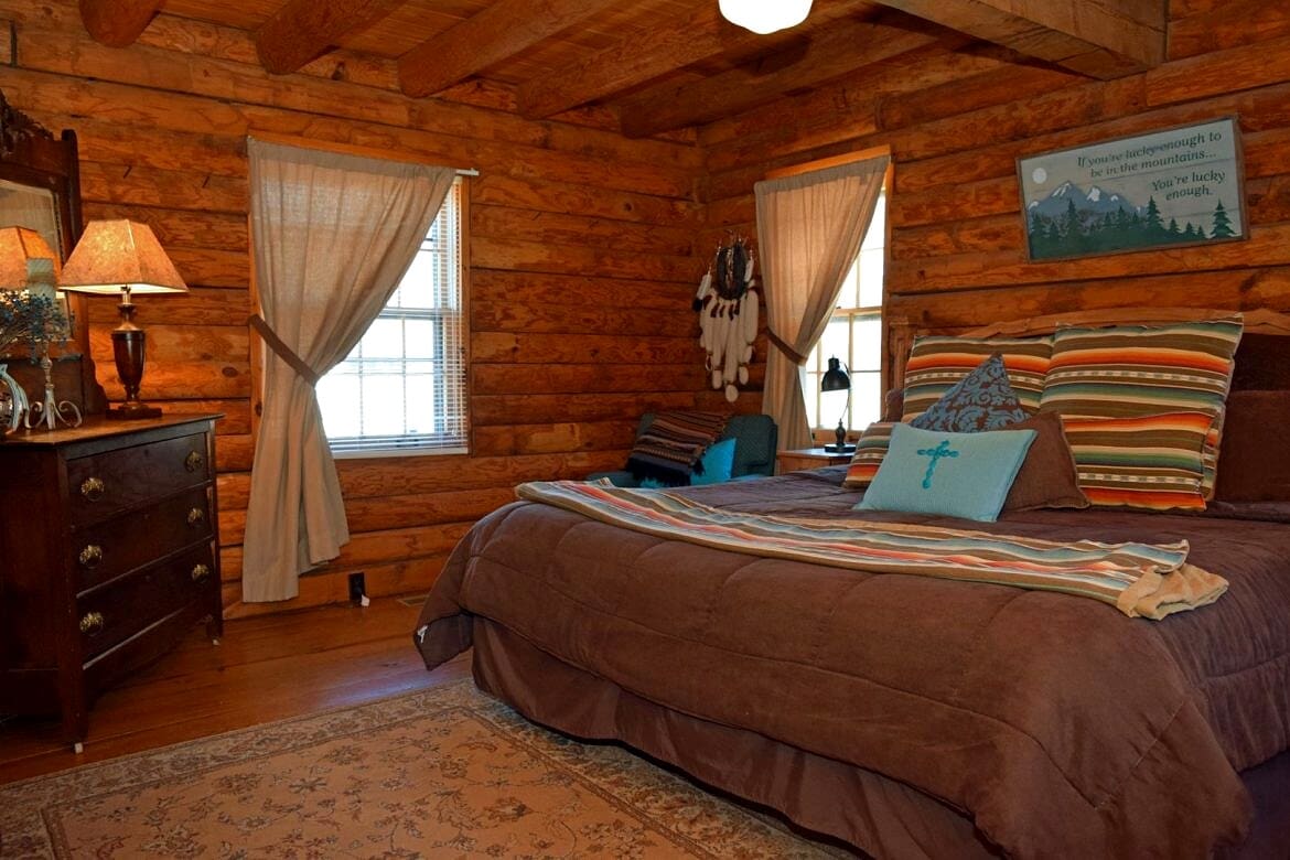 Dwyers Den Log Home with a Spacious Mountain Porch