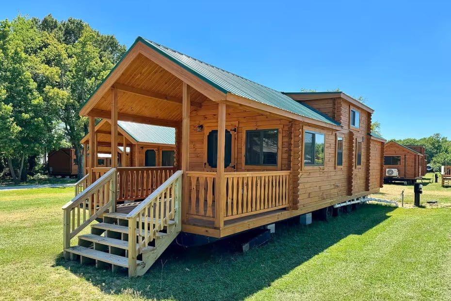 Cozy Log Cabin Near Lake Bob Sandlin with a Spacious Interior