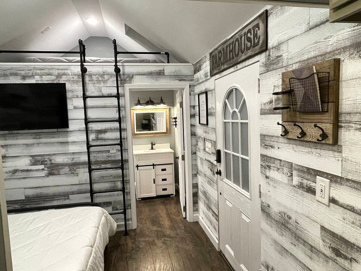 A Modern Tiny Farmhouse Retreat in Mount Juliet