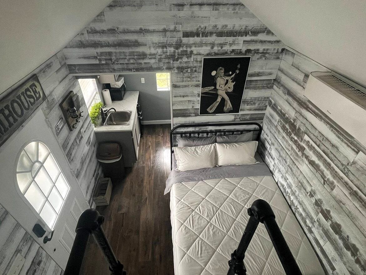A Modern Tiny Farmhouse Retreat in Mount Juliet
