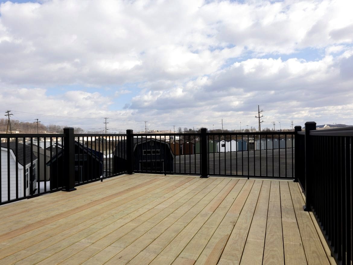 Modern 12x20 Container-Style Cabin Design with a Spacious Rooftop Deck