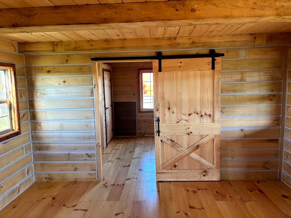 Touring the Big Bertha Baby Cabin: A 945 Sq Ft 3-Bedroom Amish-Built Rustic Home